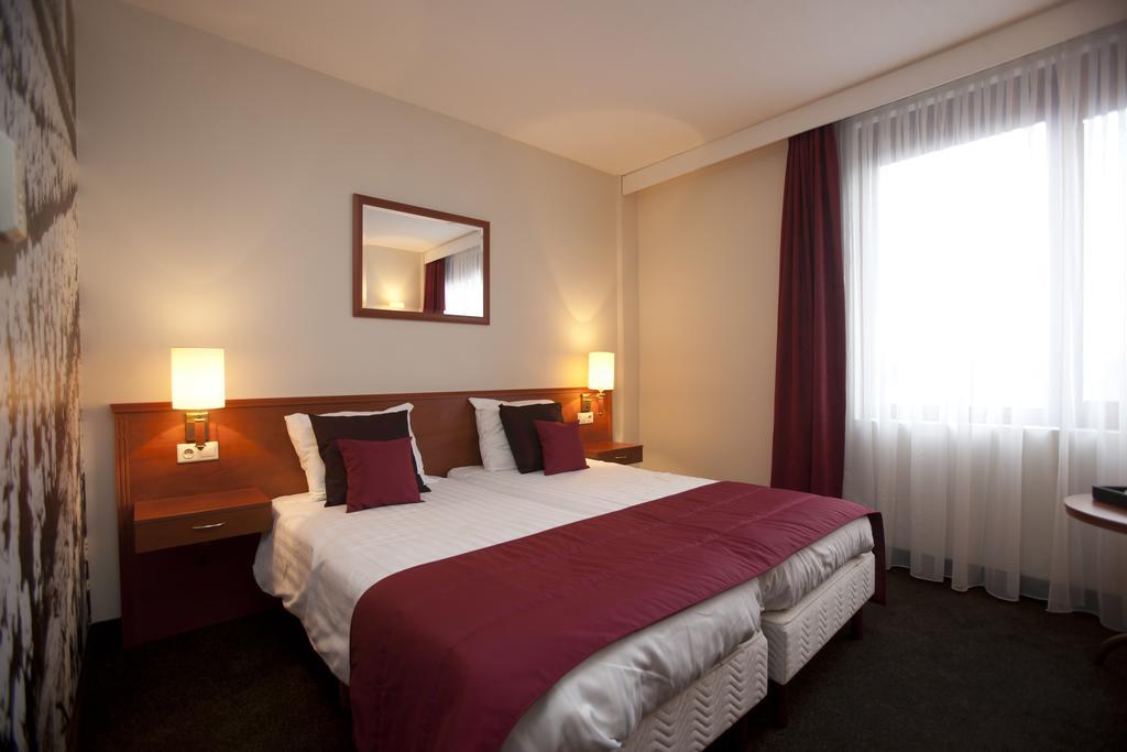 ליסא Hotel Restaurant & Casino De Nachtegaal מראה חיצוני תמונה