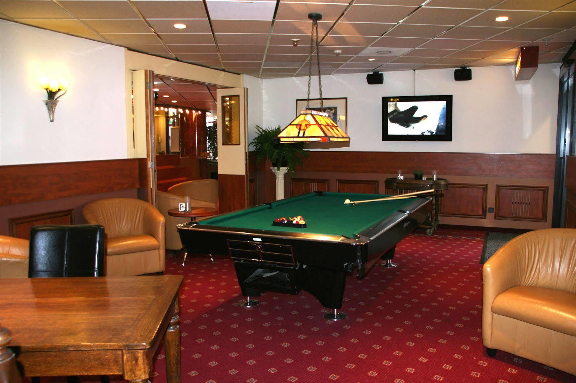 ליסא Hotel Restaurant & Casino De Nachtegaal מראה חיצוני תמונה